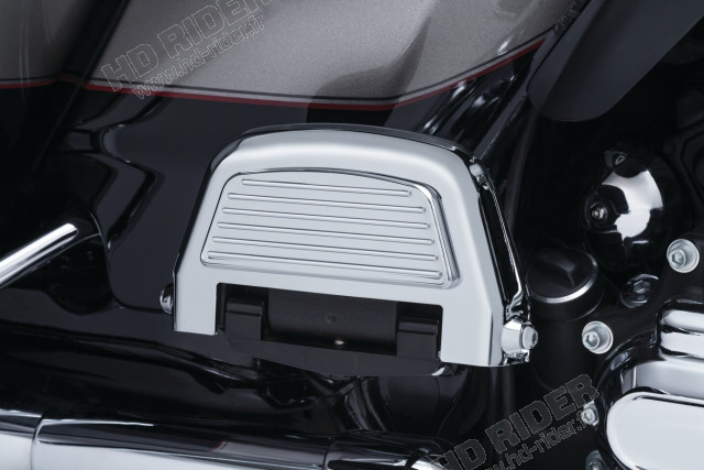 Dessous de cale-pieds passager - Touring/Trike/Softail/Dyna